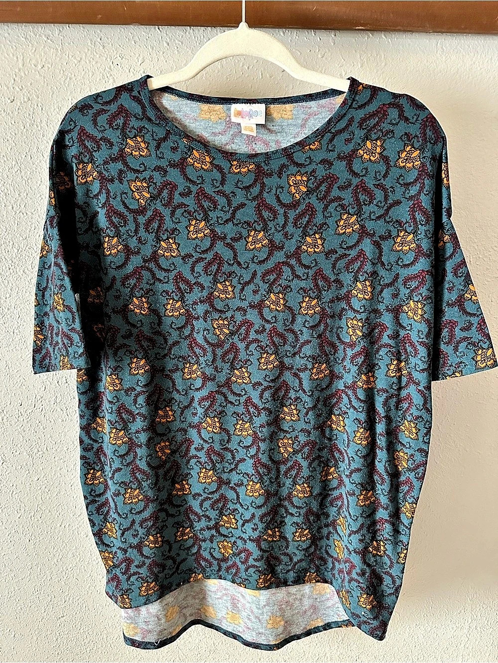 LuLaRoe Classic T Floral Short Sleeve Top Blue & Orange Small